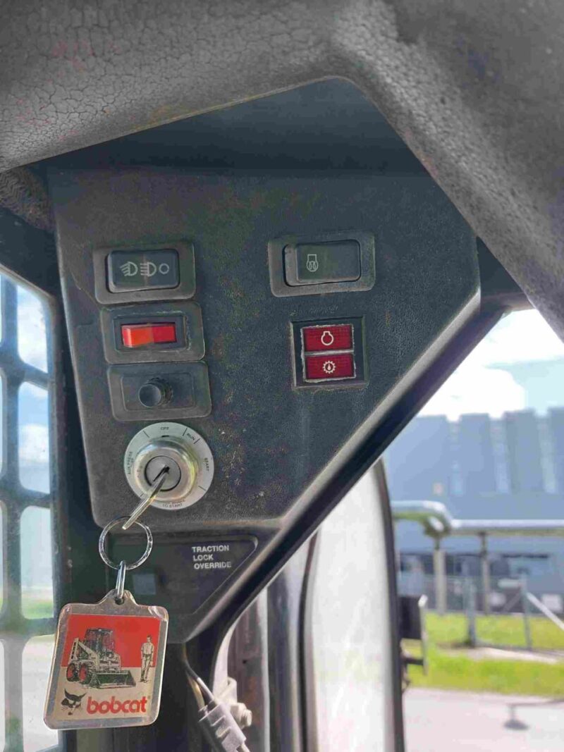 Bobcat S753 koos 725S ekskavaatoriga  - 10 500 € - Image 8
